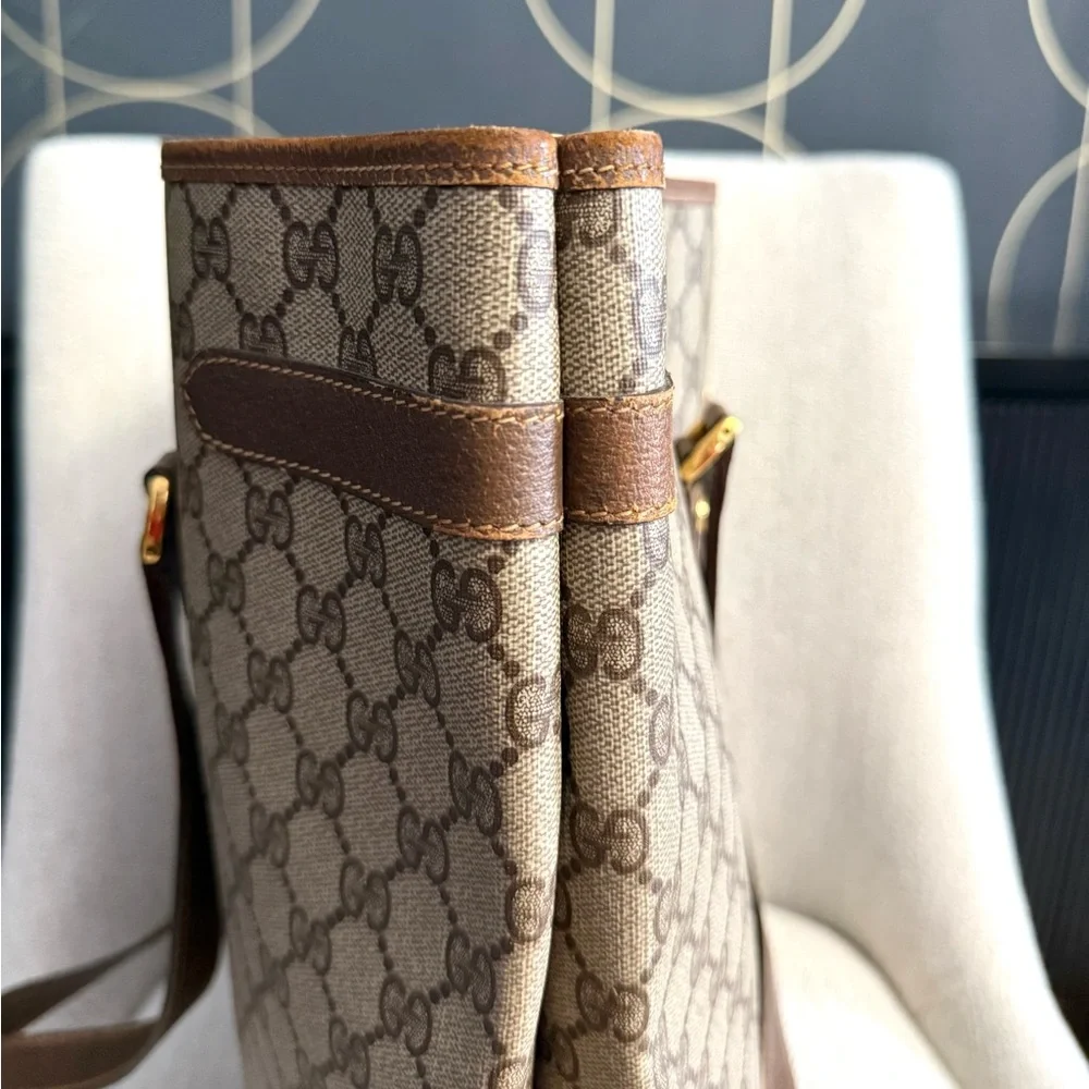 Authentic Gucci large tote bag brown monogram coated canvas - Picture 9 of 16